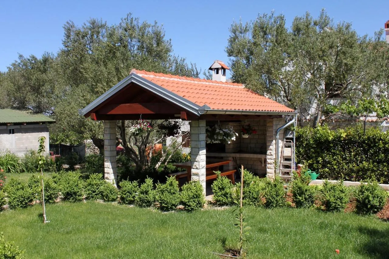 Apartment Tkon 6215C